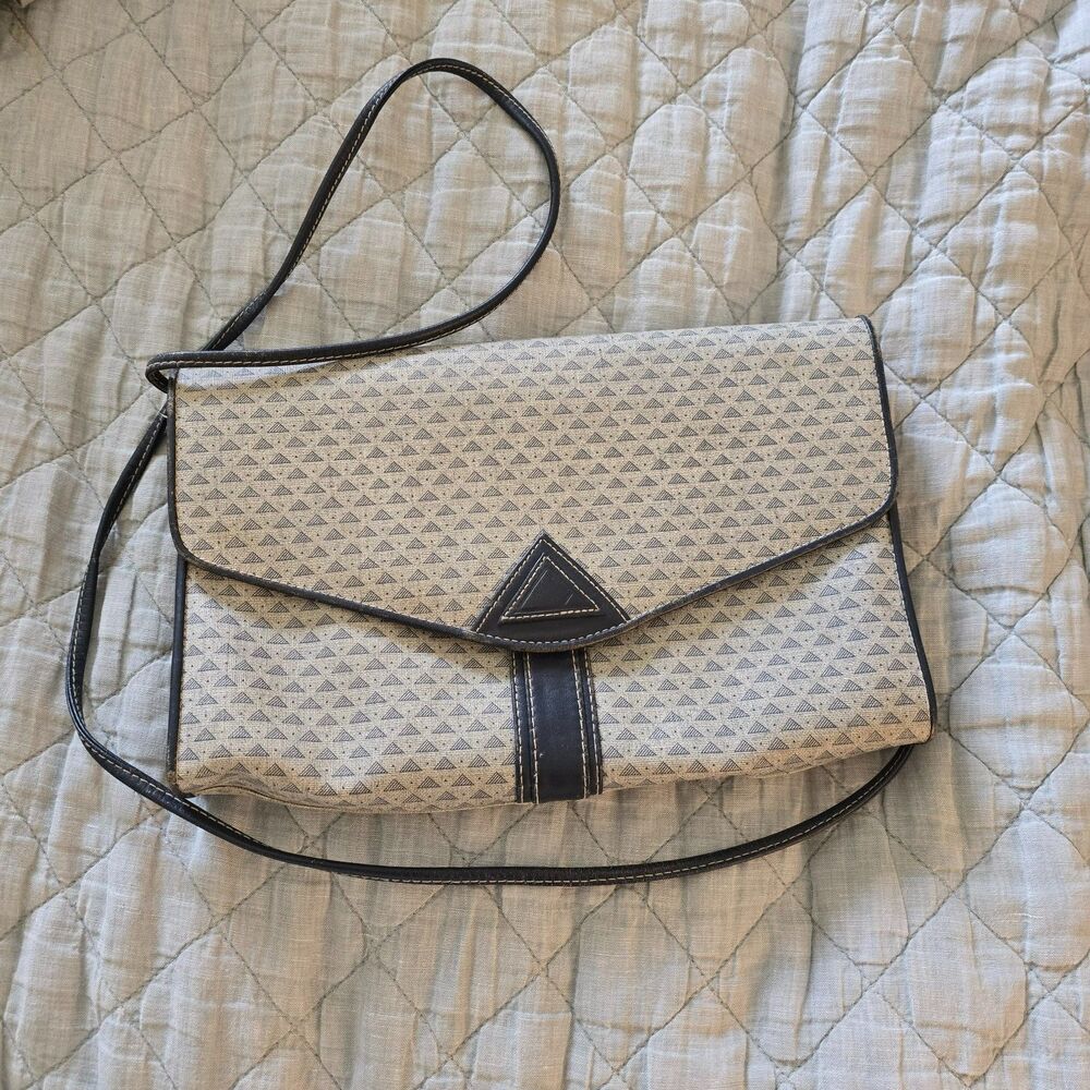 Vintage Liz Claiborne Envelope Crossbody Purse